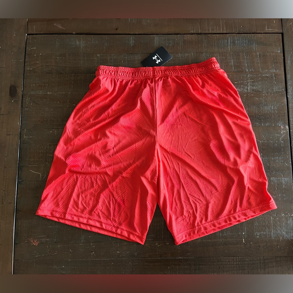 Under Armour Men's Athletic Shorts NWT - Picture 6 of 9